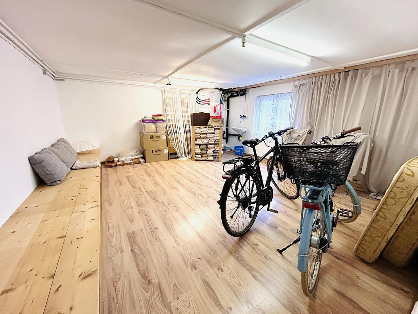 Wohnhaus mit Scheune - Foto 22 von 25