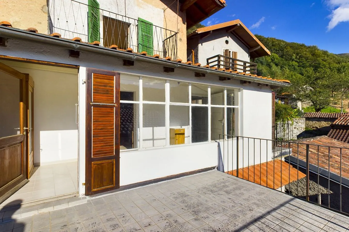 Rustico im Dorf, Aussicht, Doppelgarage als Ferienresidenz - Foto 1 von 13