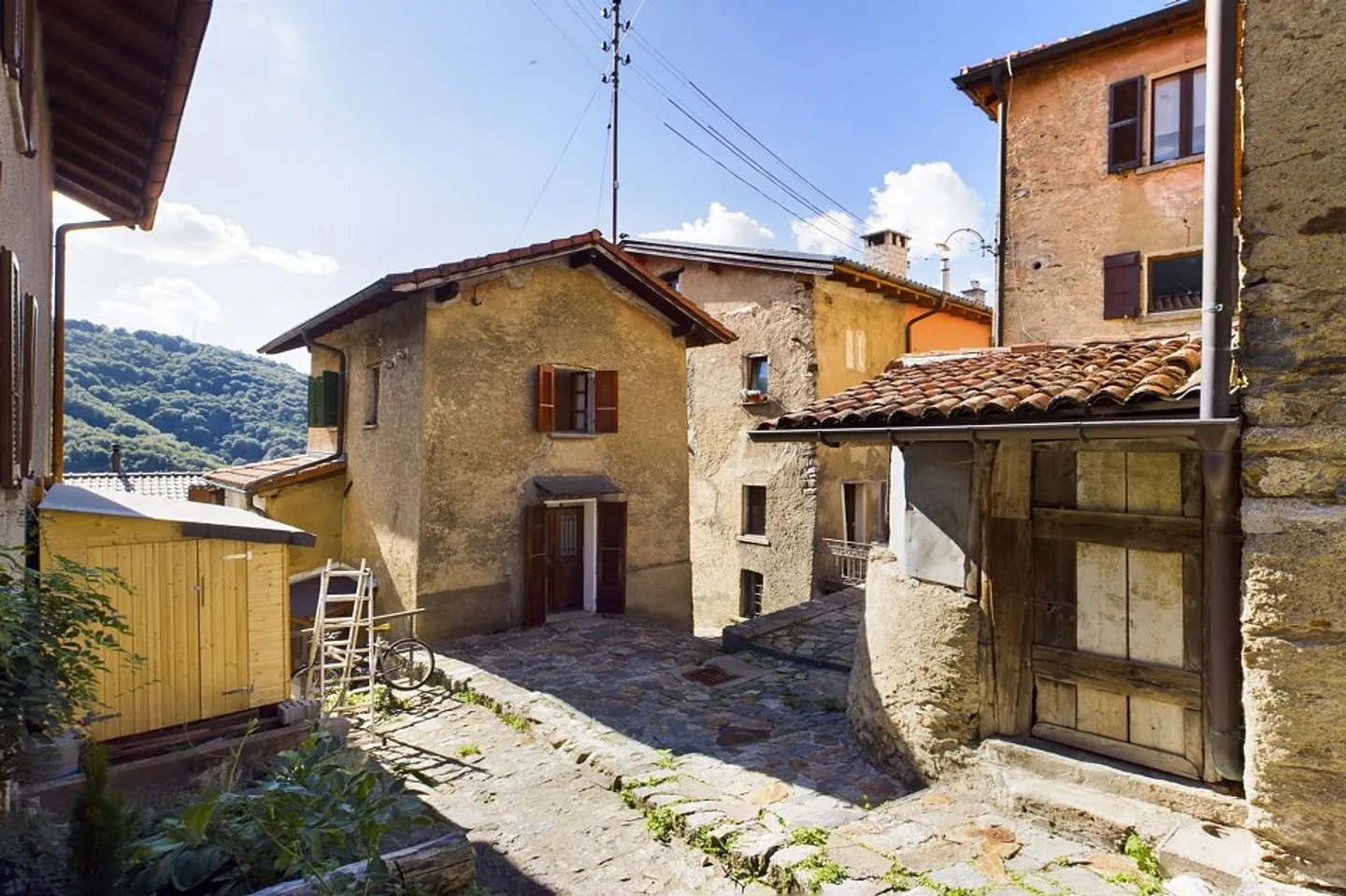 Rustico im Dorf, Aussicht, Doppelgarage als Ferienresidenz - Foto 6 von 13