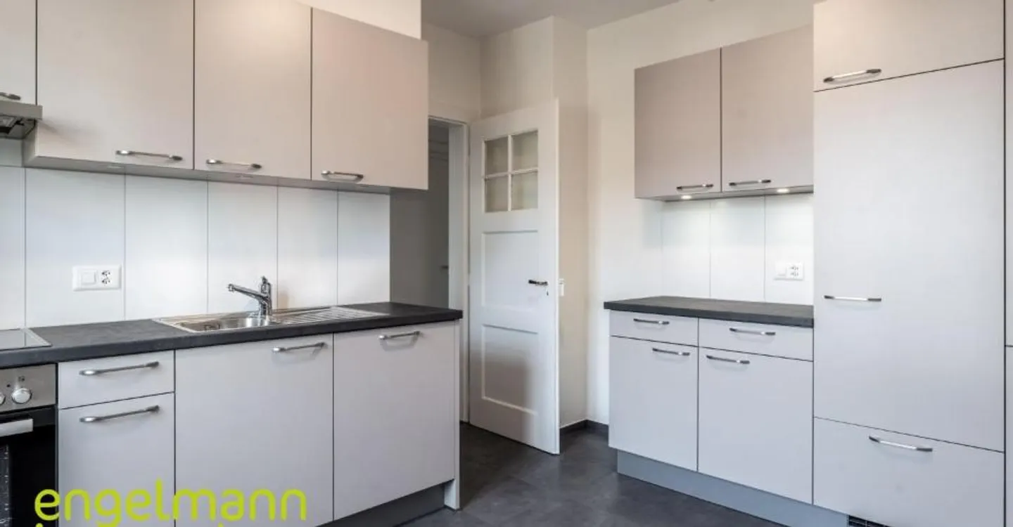 3 Room Apartment - Photo 2 of 7