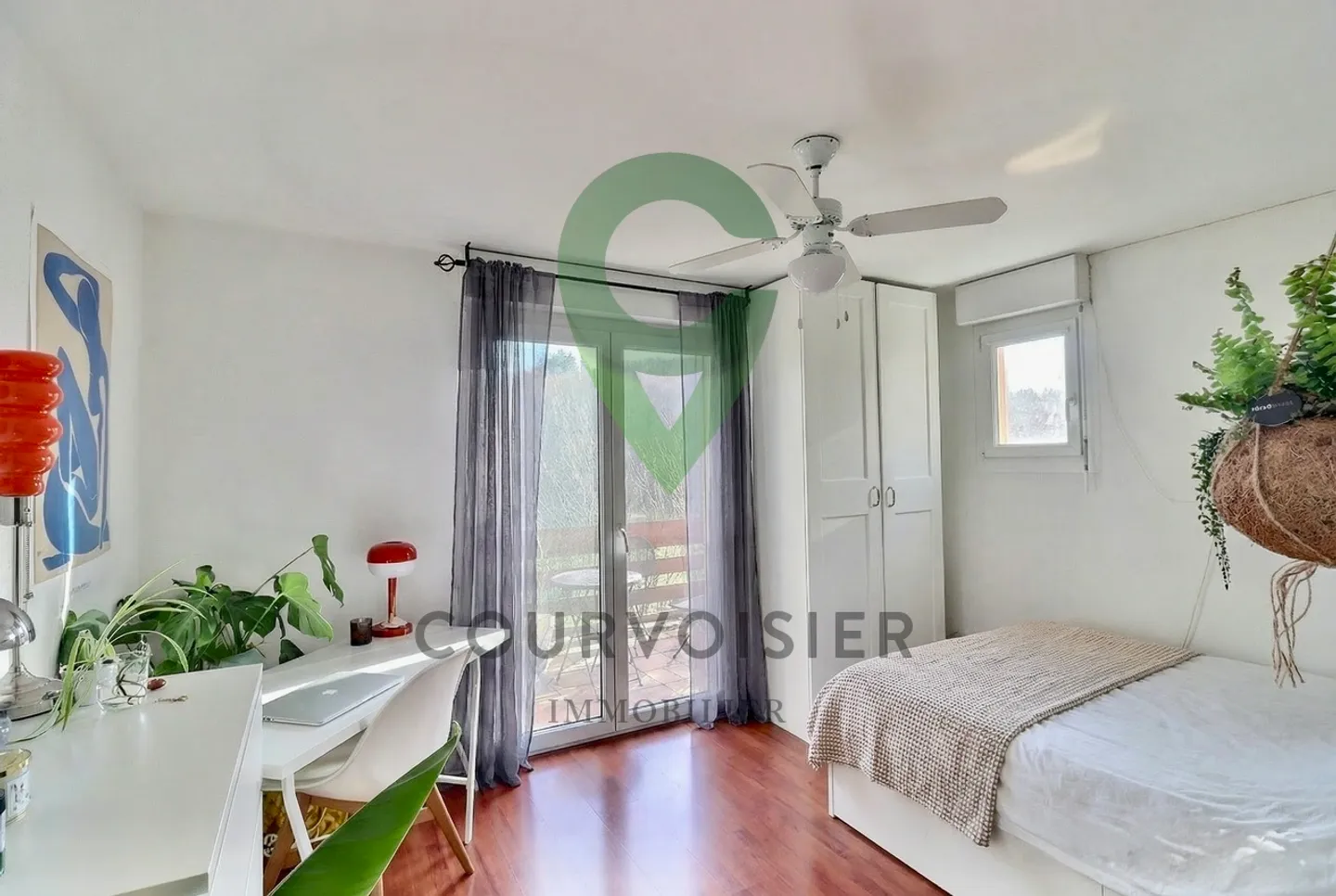 House with beautiful garden and independent apartment - Photo 6 of 16