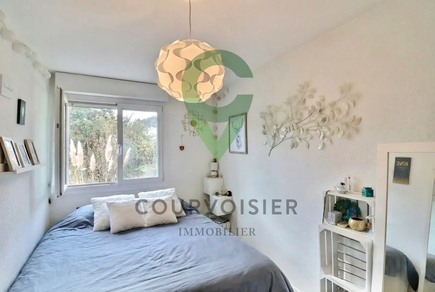 House with beautiful garden and independent apartment - Photo 8 of 16