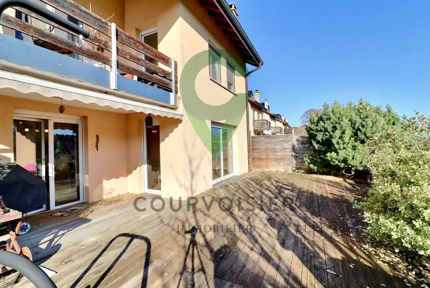 House with beautiful garden and independent apartment - Photo 10 of 16