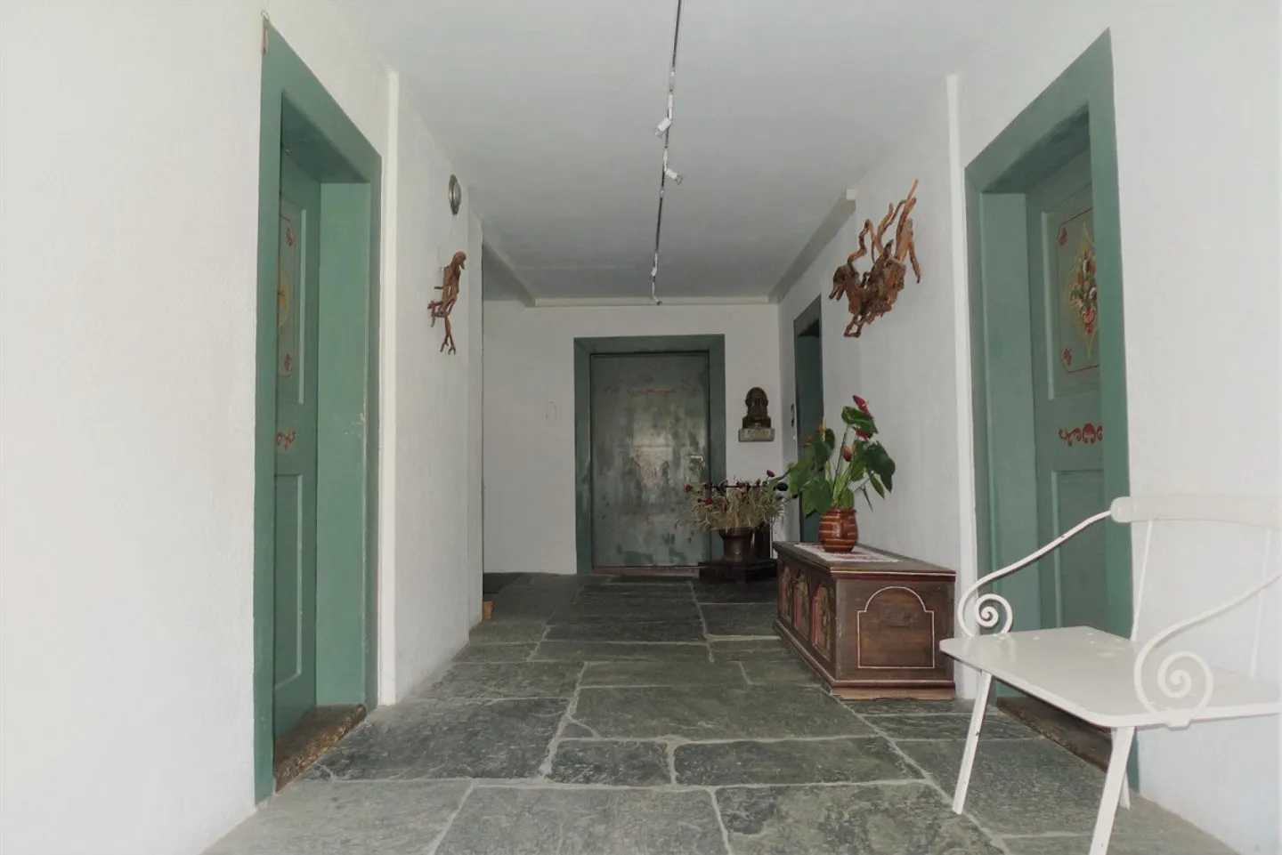 Grosszügige Wohnung in historischem Gebäude - Foto 5 von 21