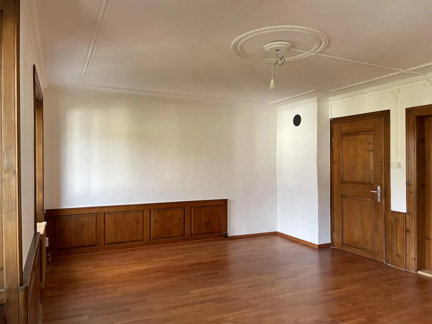 Grosszügige Wohnung in historischem Gebäude - Foto 8 von 21