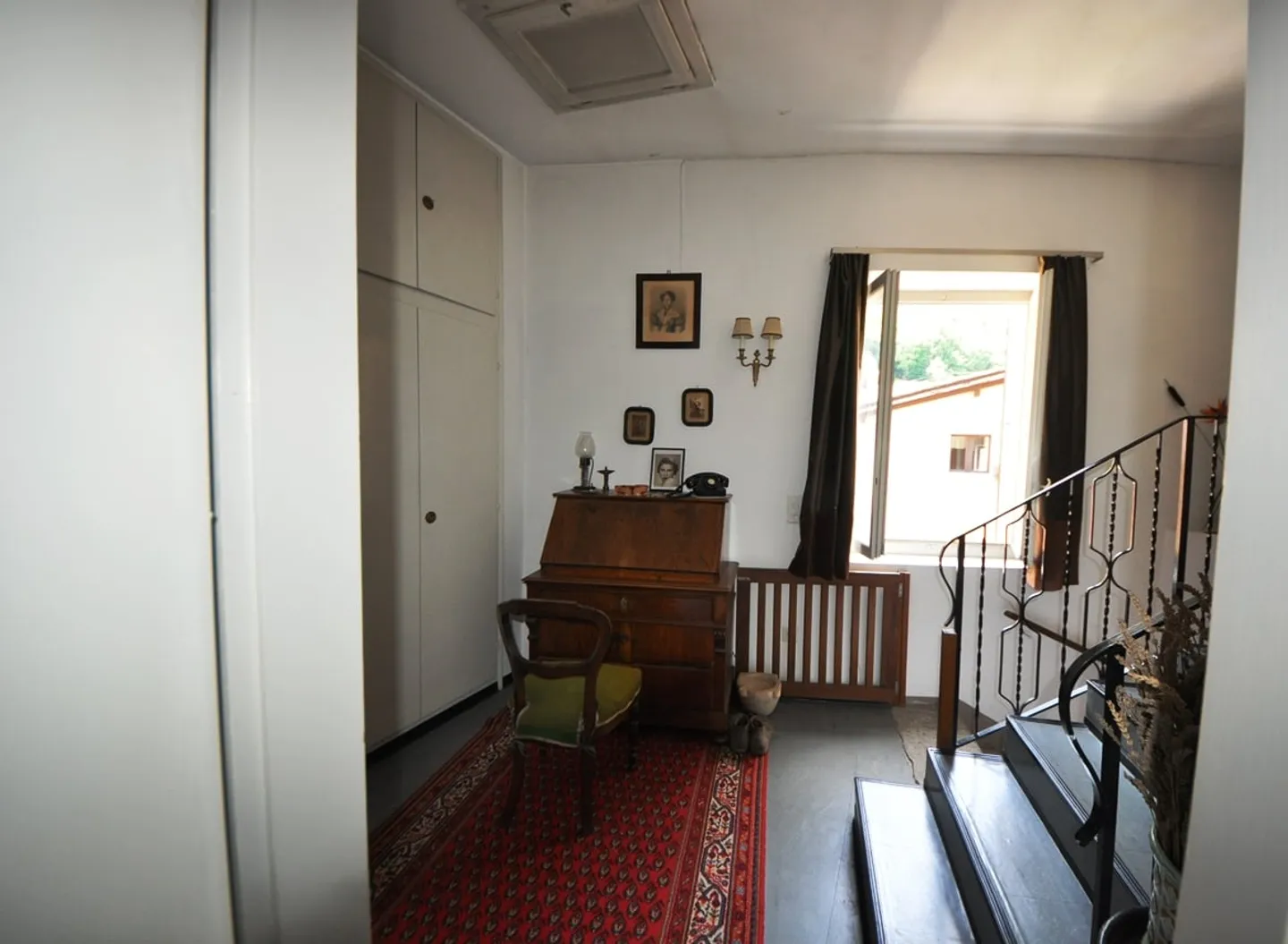 Haus im Kern von Carabbia - Foto 3 von 8