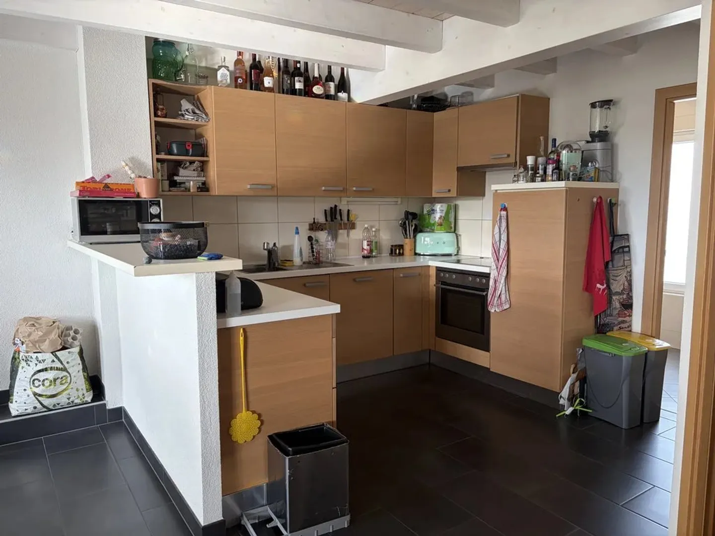 3.5-room duplex apartment on the 4th floor with balcony and garden and mountain view. - Photo 3 of 12