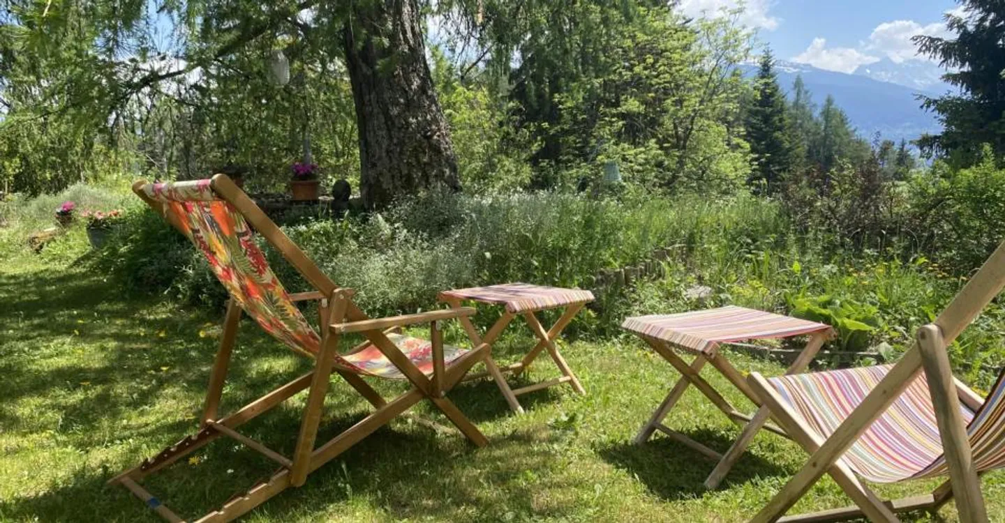 Family chalet or charming pied-à-terre in Anzère - Photo 2 of 11