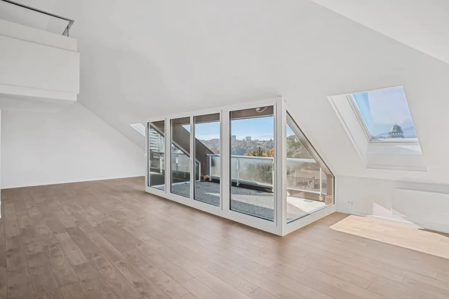 Offices have been completely renovated and feature 2 terraces in the attic - Photo 8 of 13