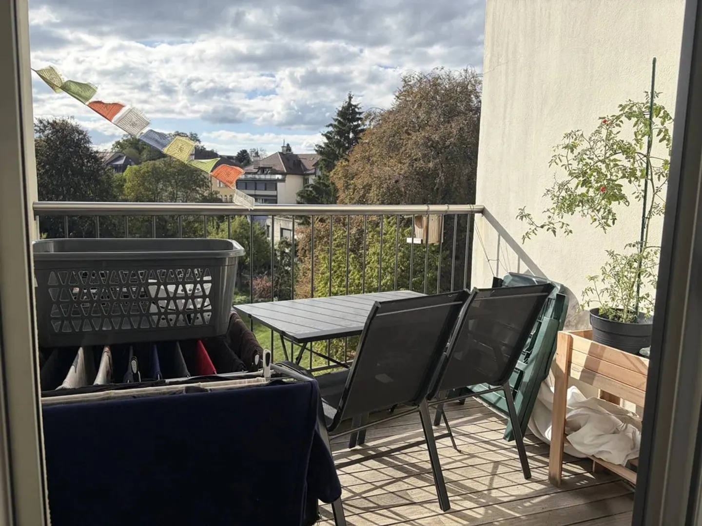 3.5-room duplex apartment on the 4th floor with balcony and garden and mountain view. - Photo 10 of 12