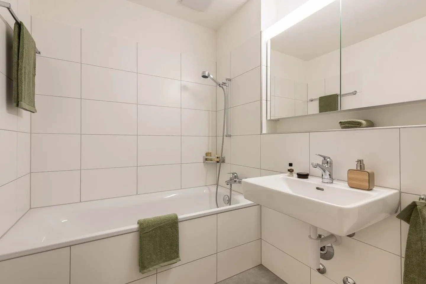 Appartamento attico con grande terrazza - Foto 4 di 10