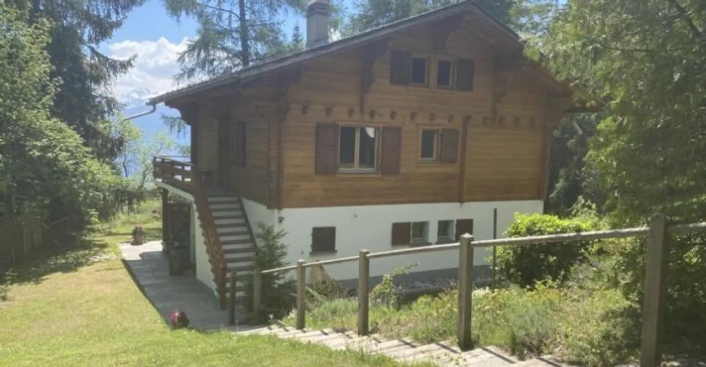Family chalet or charming pied-à-terre in Anzère - Photo 11 of 11