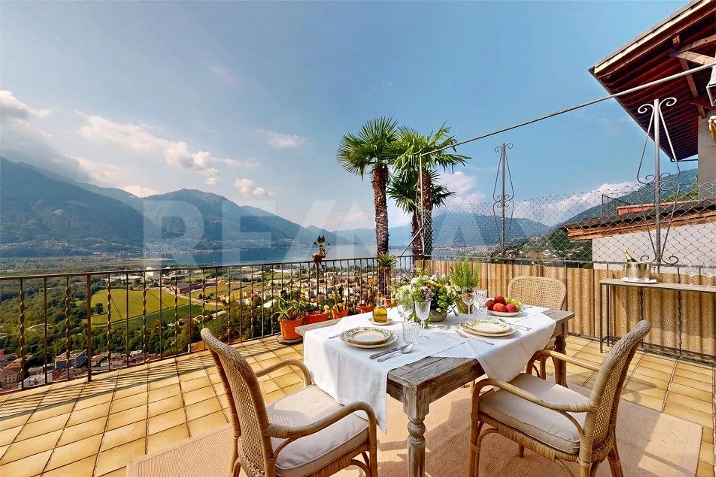 Maison avec vue imprenable sur le lac Majeur - Photo 4 sur 13