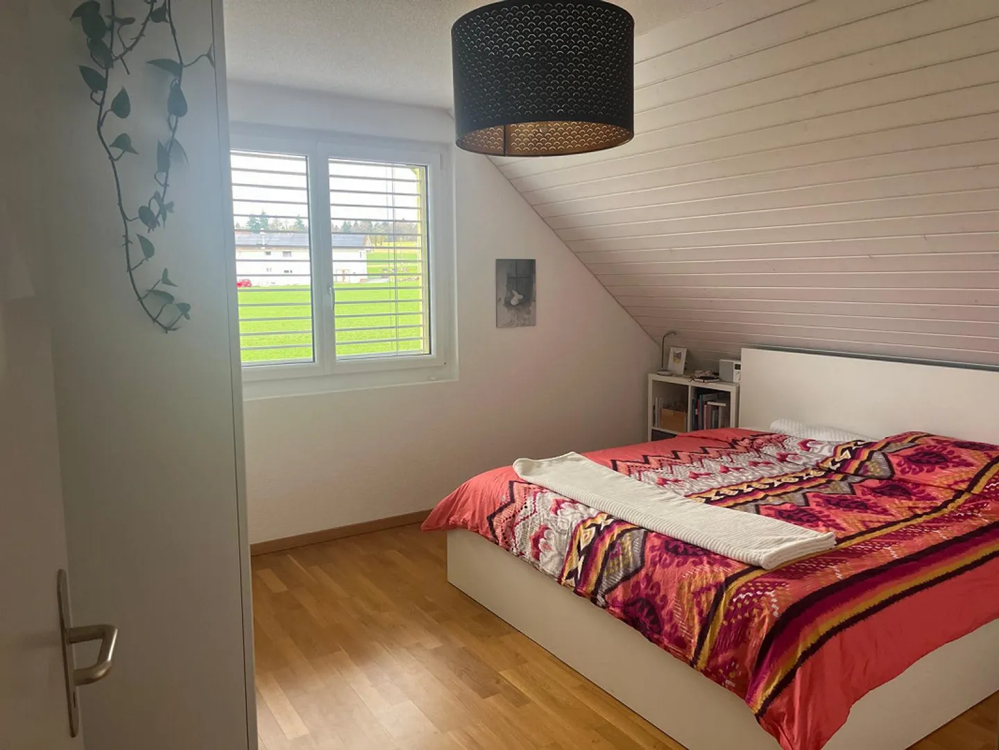 Appartamento 4.5 locali con galleria e balcone ad Aeschi - Foto 7 di 13