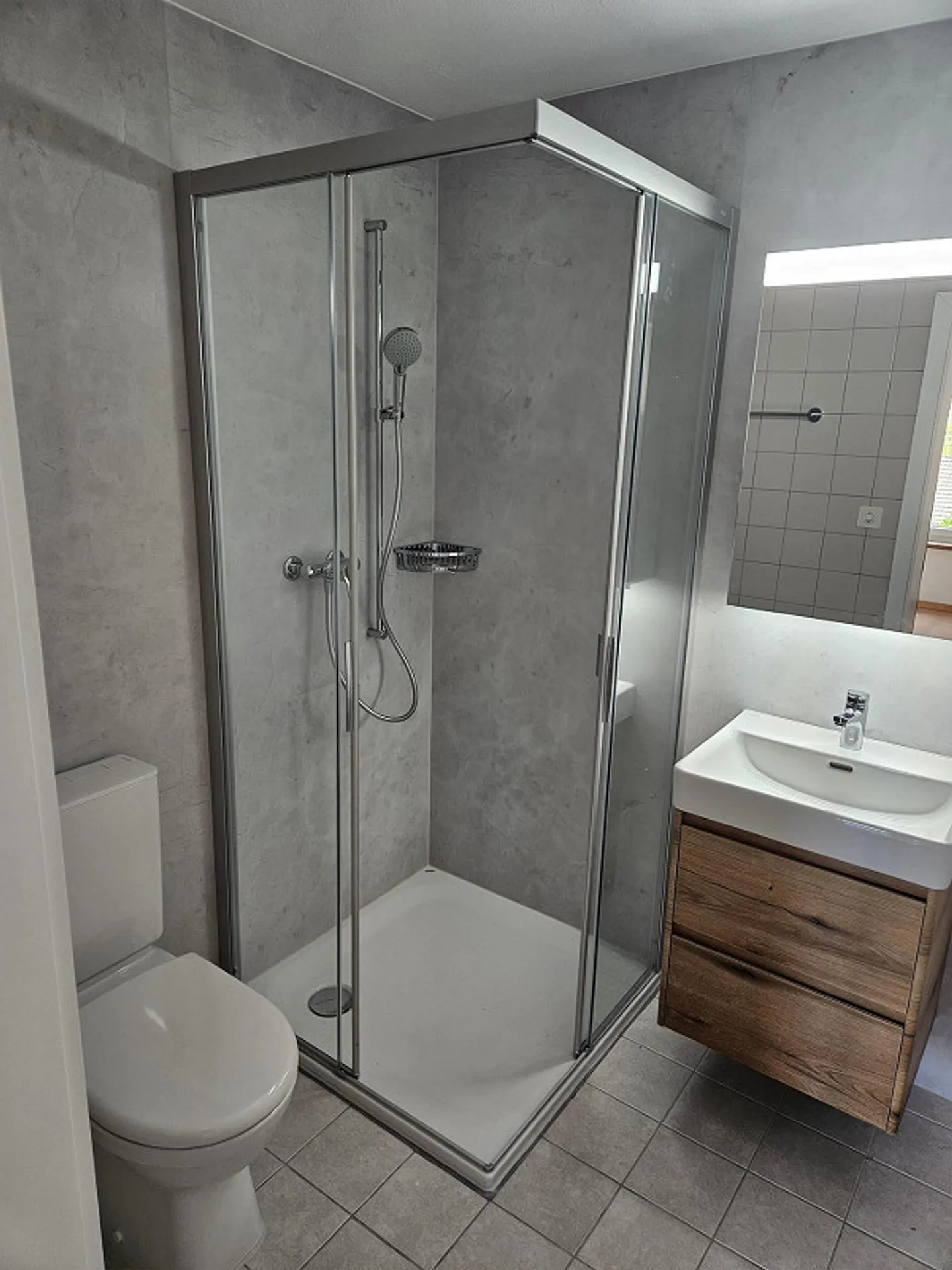 Bright, newly renovated 2 1/2 room apartment - Photo 9 of 11