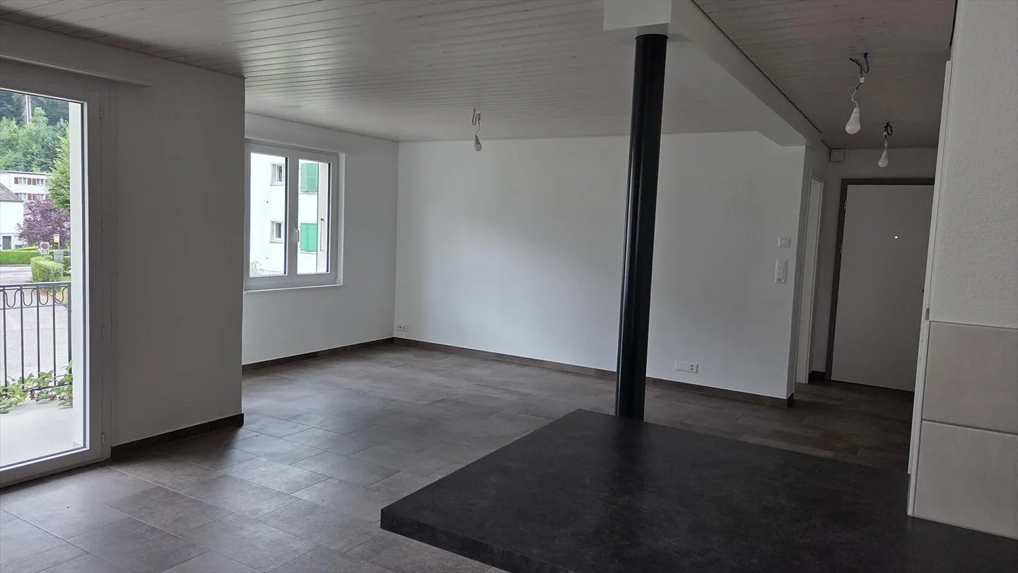 Apartment in a small building with 4 apartments. - Photo 4 of 13