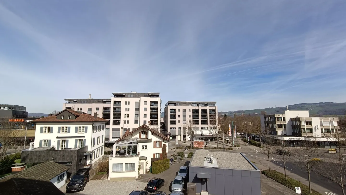Appartement 2.5 pièces récemment rénové - Photo 8 sur 8