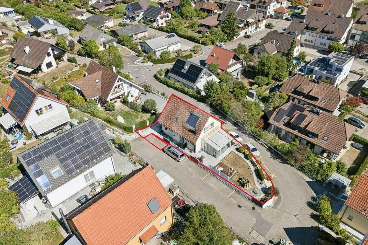 Charmantes Einfamilienhaus mit Garten - Foto 7 von 13