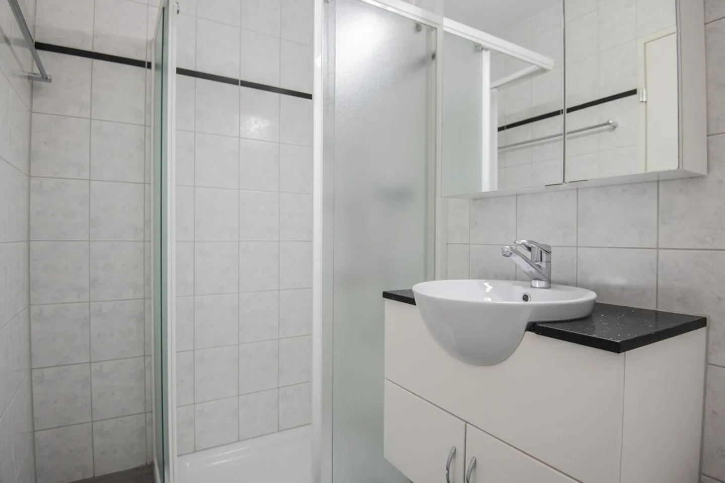 Moderne 1.5-Zimmerwohnung - Foto 5 von 8