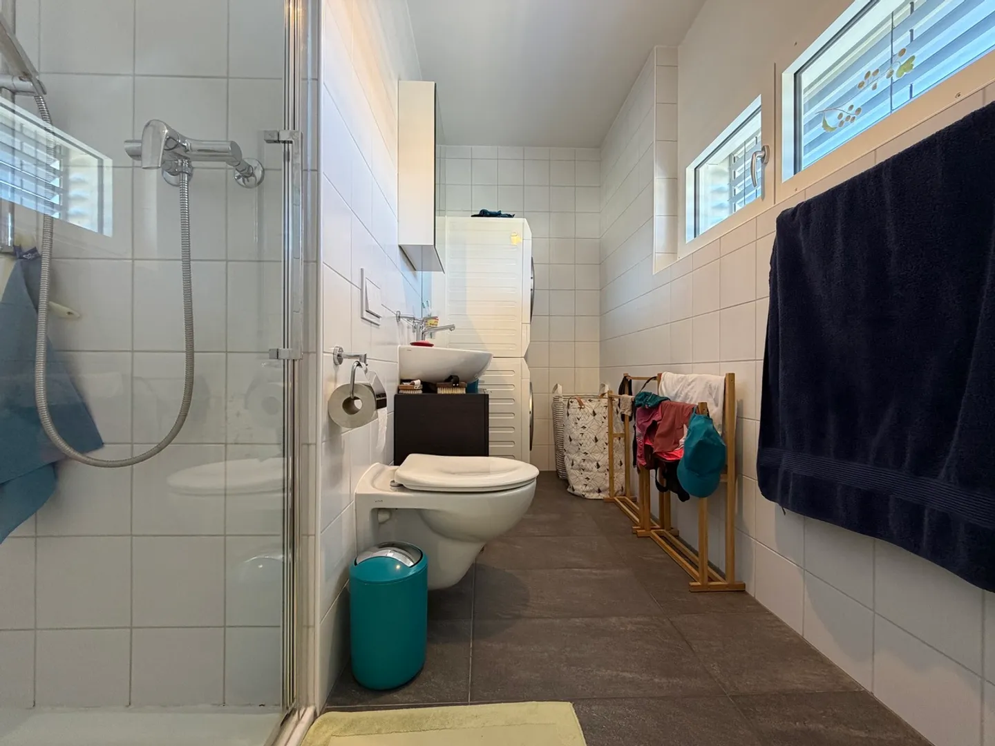 Stunning 4.5 rooms on the 3rd floor with large balcony - Photo 8 of 11