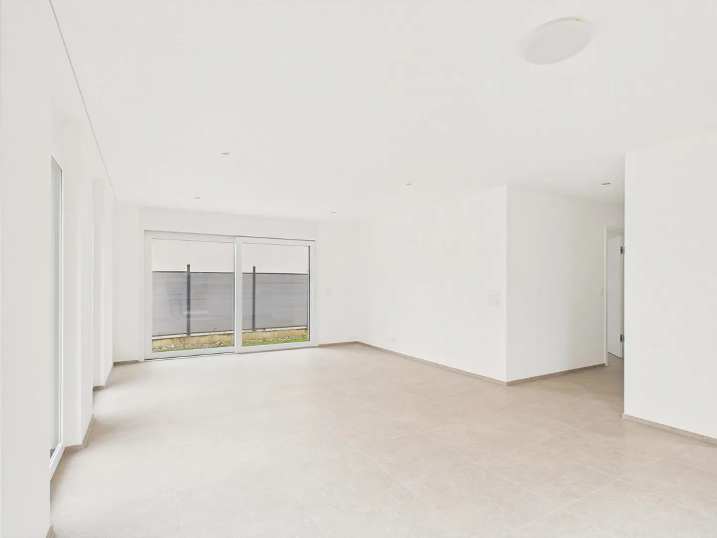 Apartment for rent - Photo 4 of 14