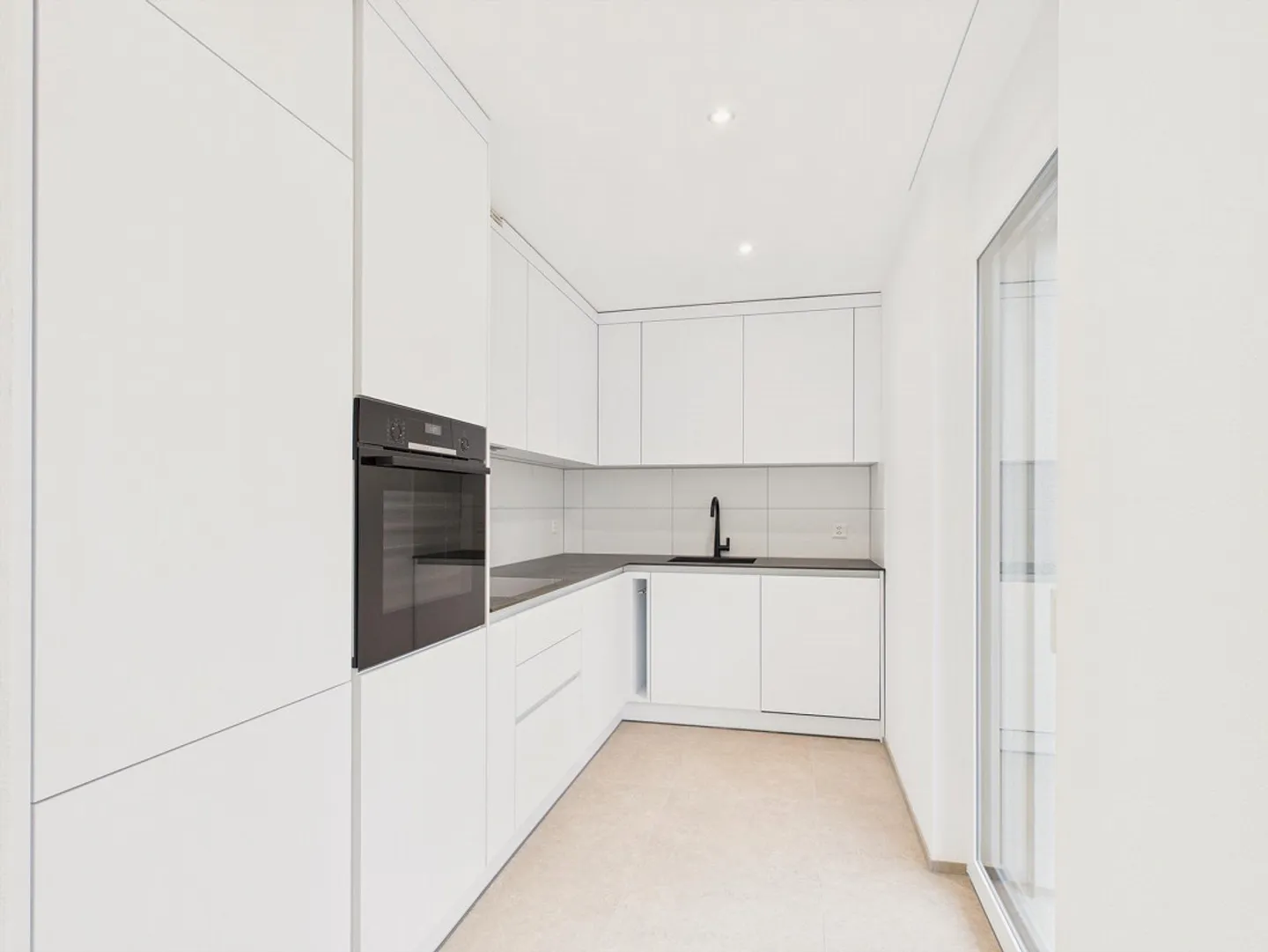 Apartment for rent - Photo 6 of 14