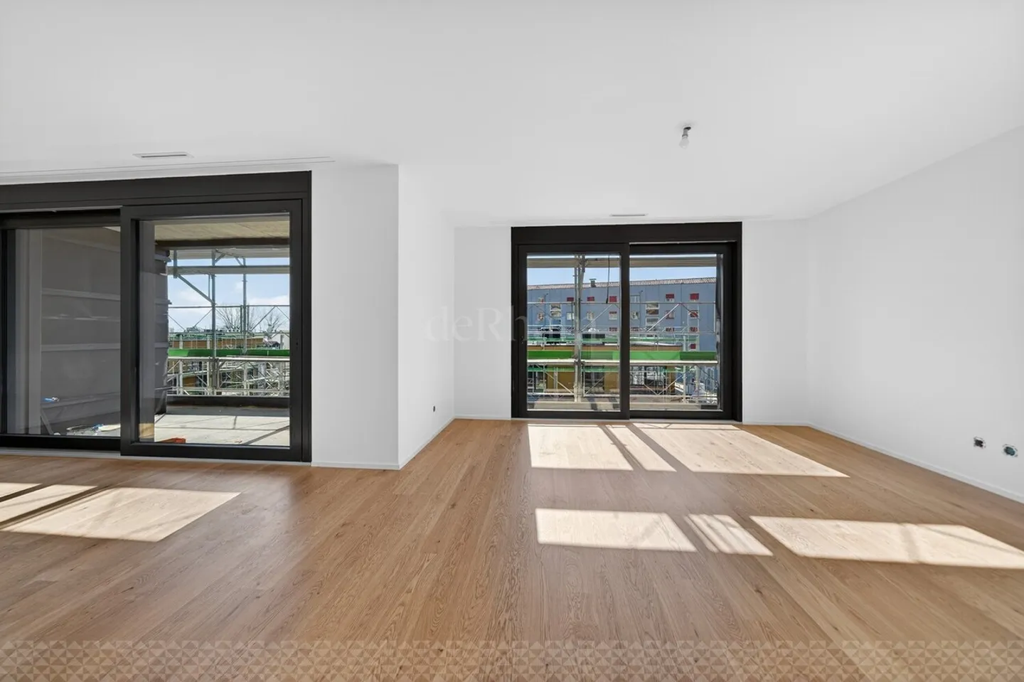 Appartement Attique Exclusif - Photo 3 sur 13