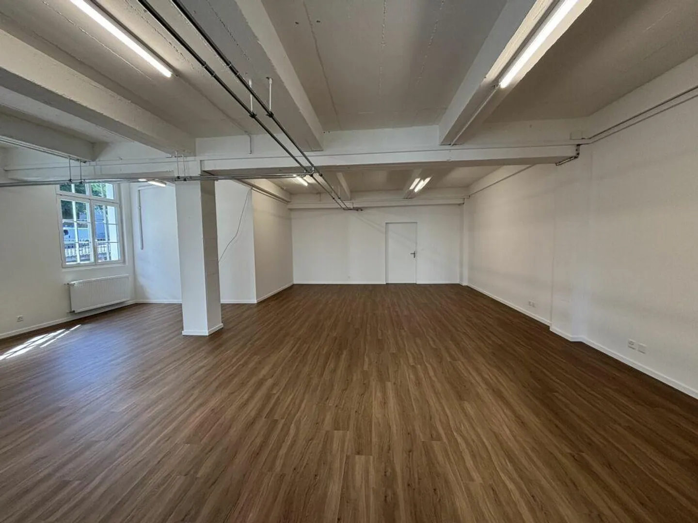 Posizione Premium: Ufficio di 83 m2 ristrutturato nel cuore di Flon! - Foto 2 di 4