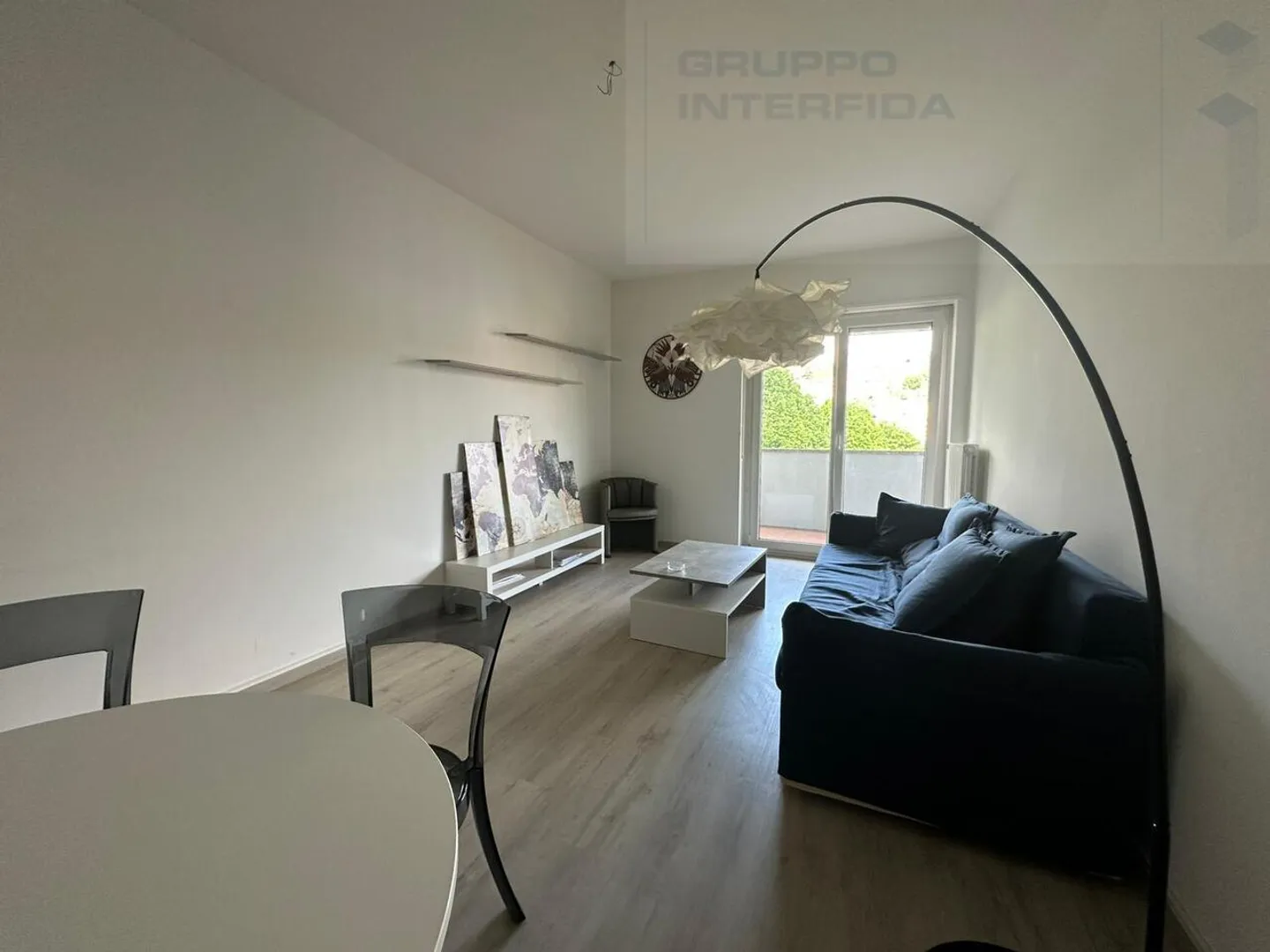 Appartamento Ristrutturato con Balcone - Foto 2 di 8