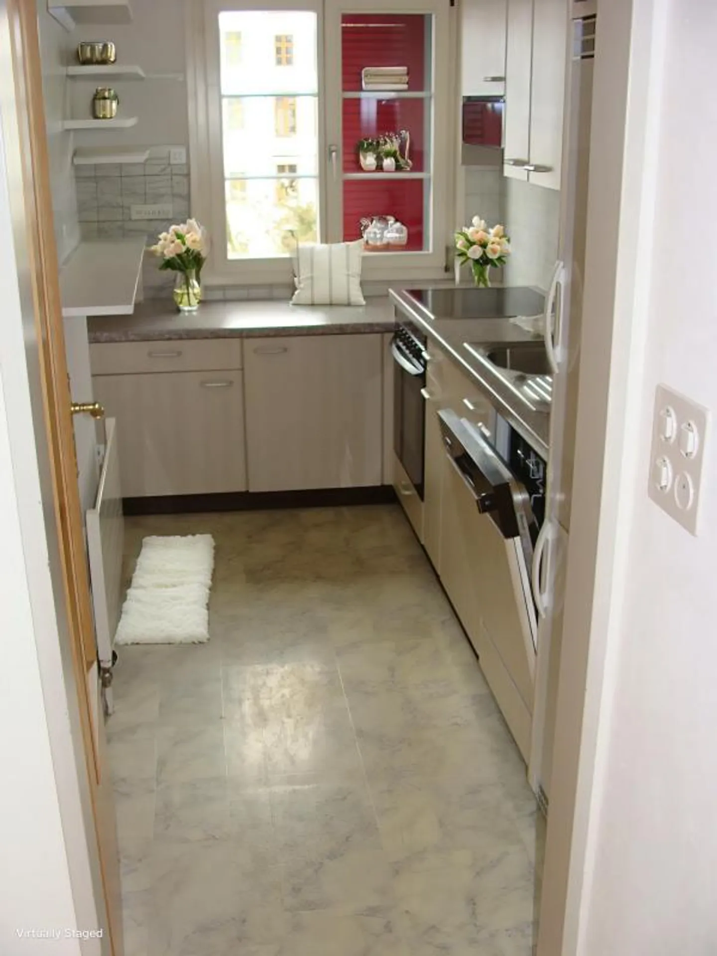 Urbane Zweigeschossige Wohnung - Foto 3 von 5