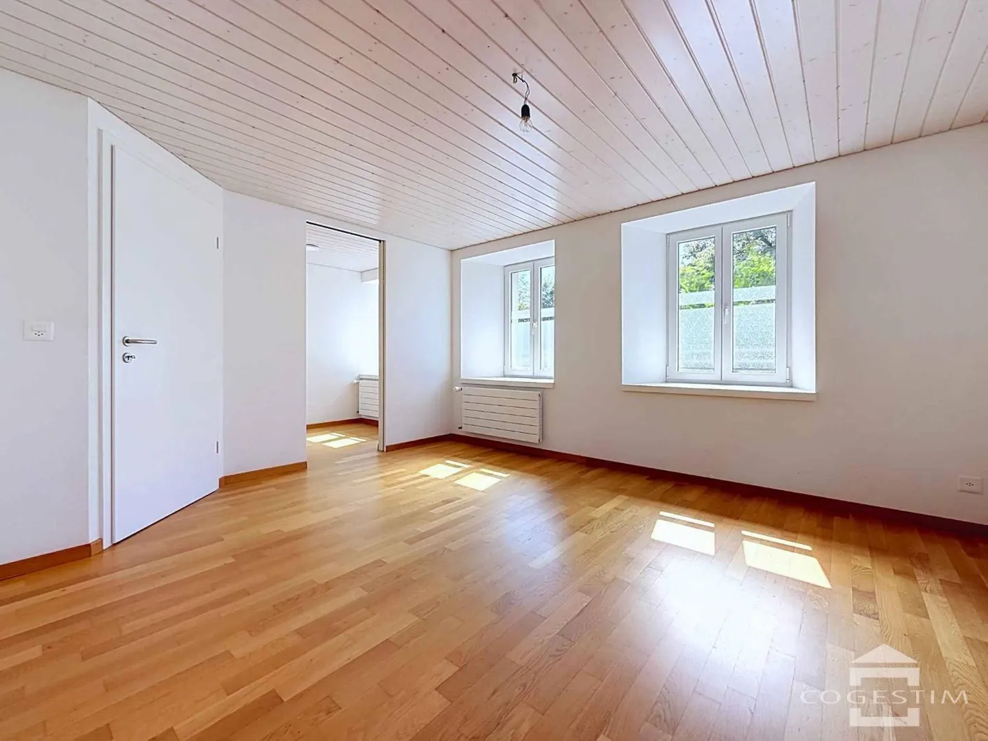 Renovated Village Villa - Photo 8 of 13