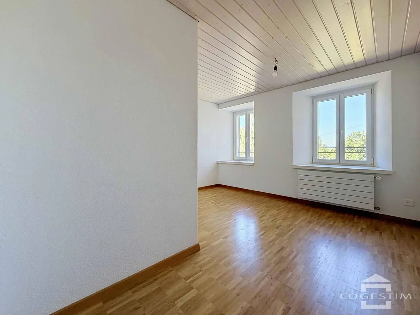 Renovated Village Villa - Photo 10 of 13
