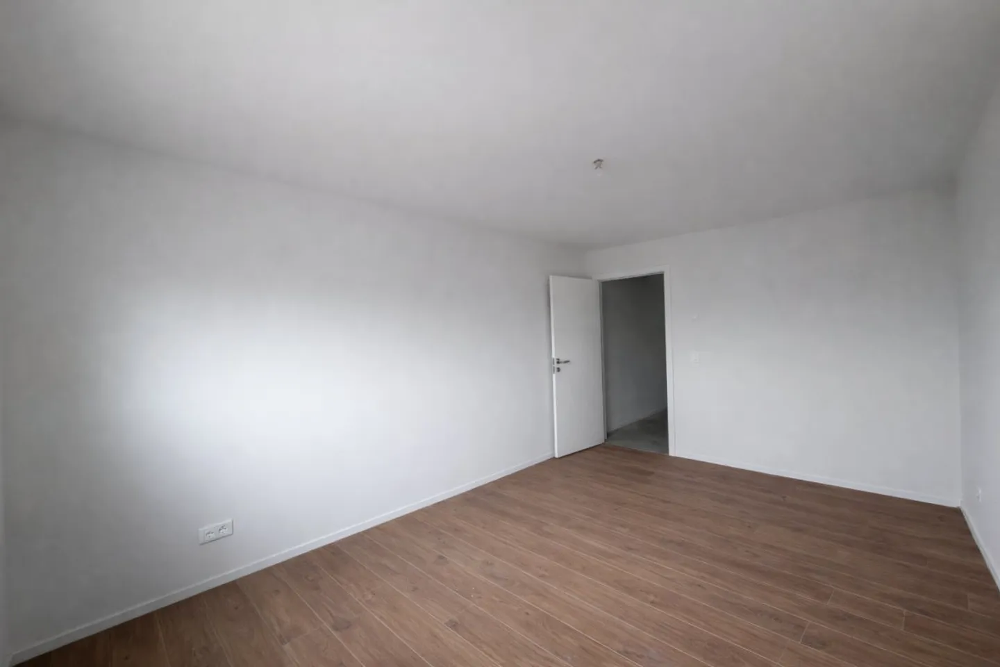 Appartamento moderno 4.5 locali - Foto 3 di 10