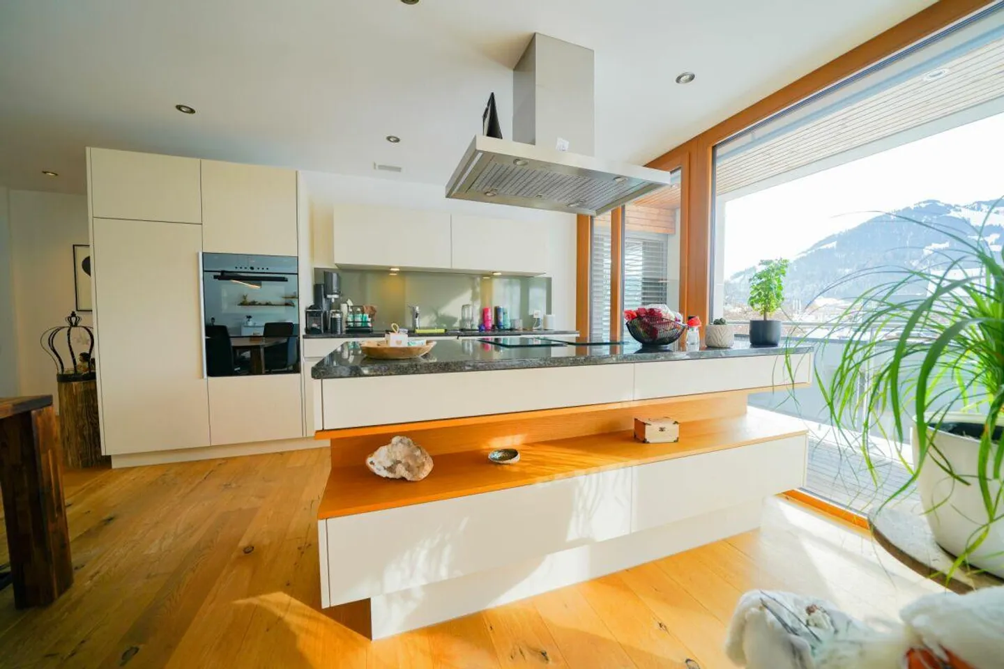 Stilvolle Wohnung mit Balkon - Foto 4 von 10