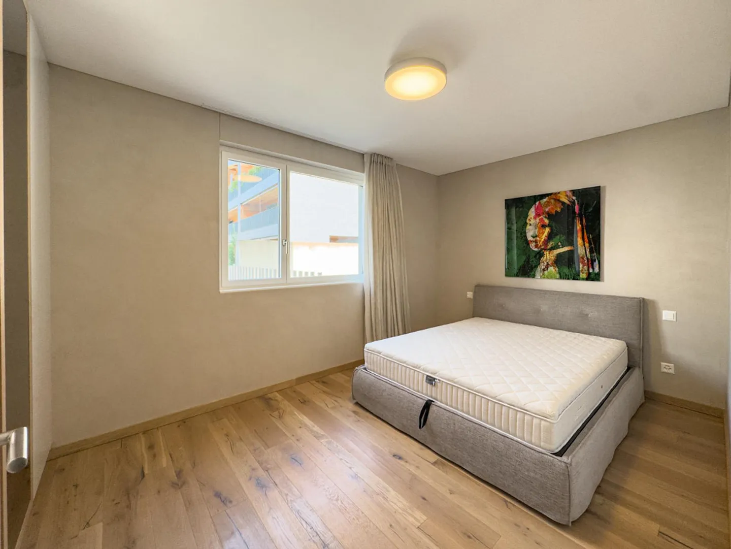 Moderno appartamento 4.5 locali con giardino - Foto 5 di 13