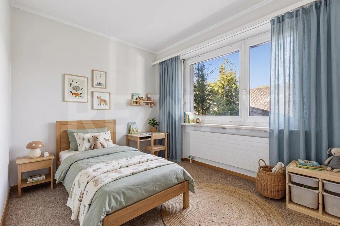 Opportunité résidentielle et d'investissement avec garage pour 4 voitures et élévateur - Photo 7 sur 13