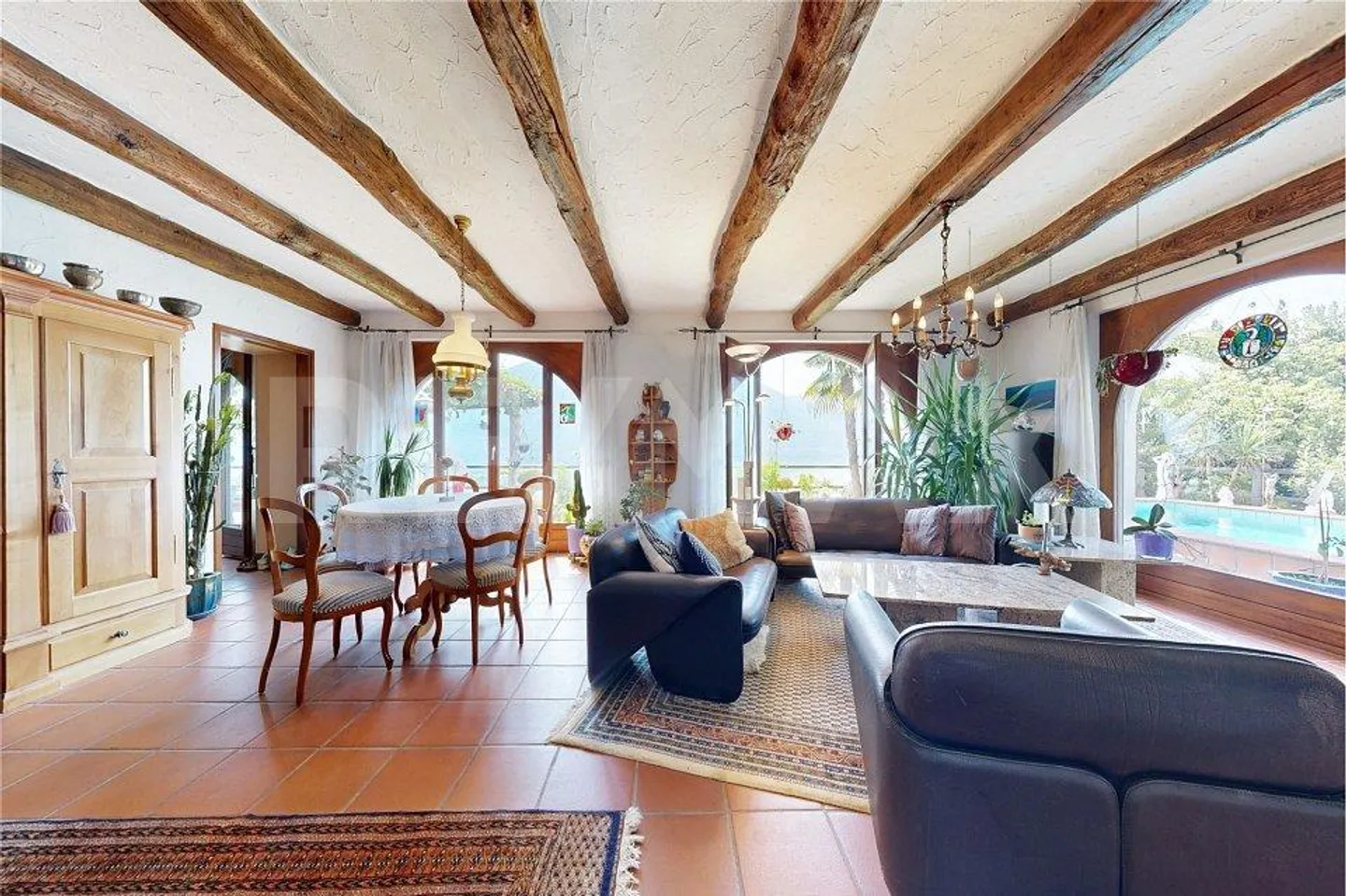 Maison charmante raffinée avec vue panoramique et sur le lac - Photo 8 sur 13