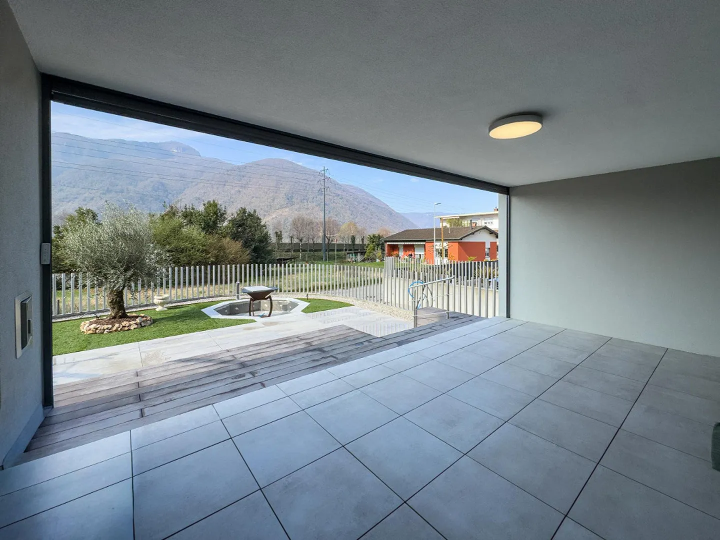 Moderno appartamento 4.5 locali con giardino - Foto 11 di 13