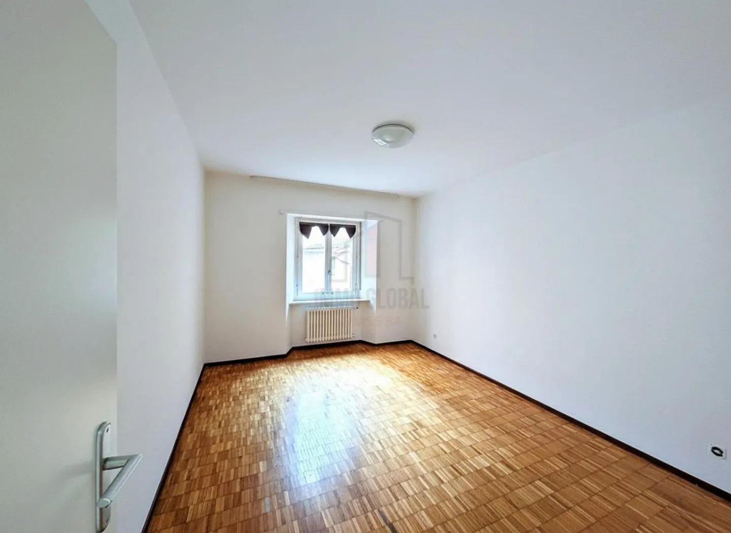 APPARTEMENT CONFORTABLE DANS UN SECTEUR TRANQUILLE - Photo 5 sur 8