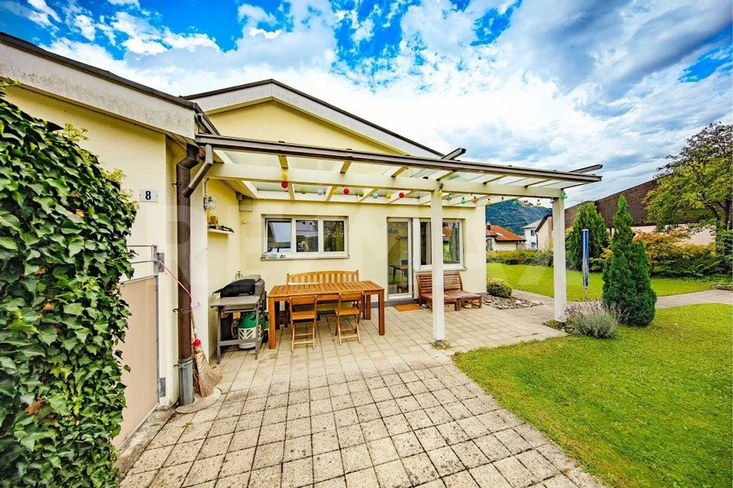 Charmantes Freistehendes Einfamilienhaus - Foto 11 von 13