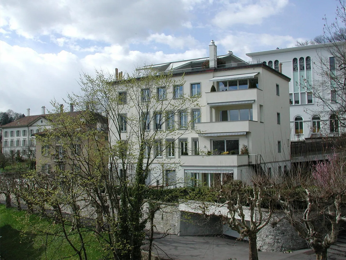 Zentrales Wohnen mit See und Bergsicht in der Stadt Luzern - Foto 1 von 22
