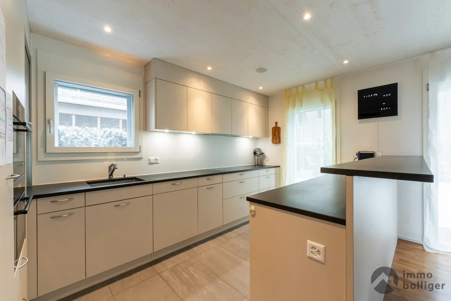 Modernes ökologisches Einfamilienhaus - Foto 4 von 11