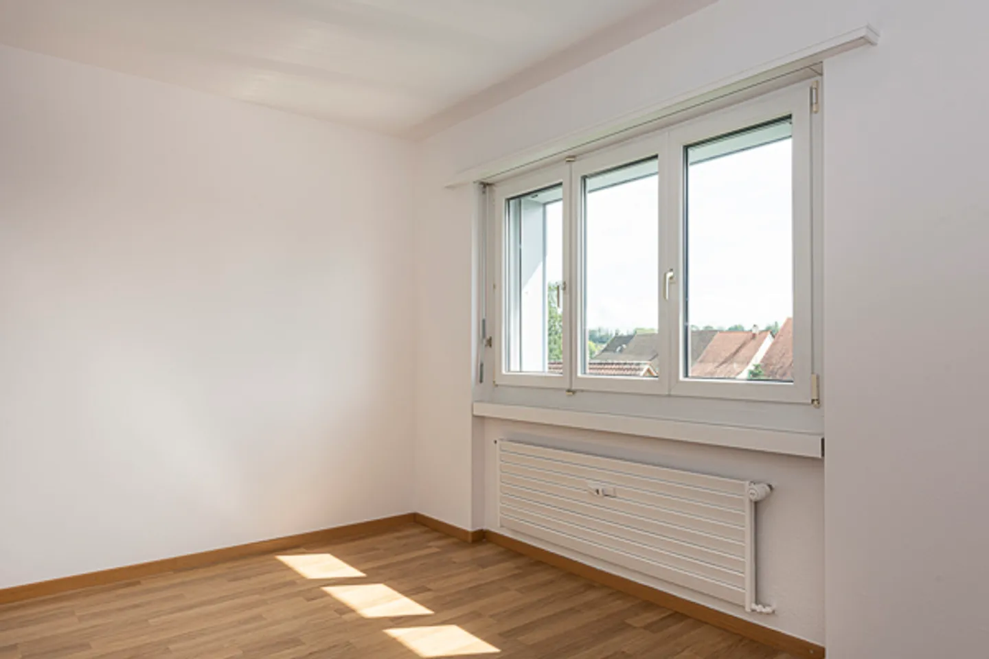 Appartement confortable de 4,5 pièces dans un quartier calme ! - Photo 8 sur 10