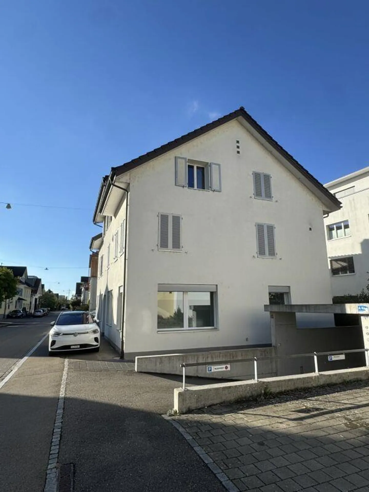 Luminoso appartamento di 4½ locali con nuova cucina e nuovo bagno - Foto 1 di 6