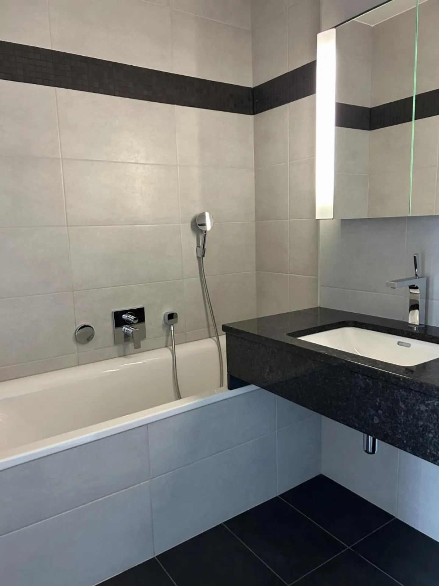 Duplex de Luxe avec Terrasse - Photo 5 sur 8