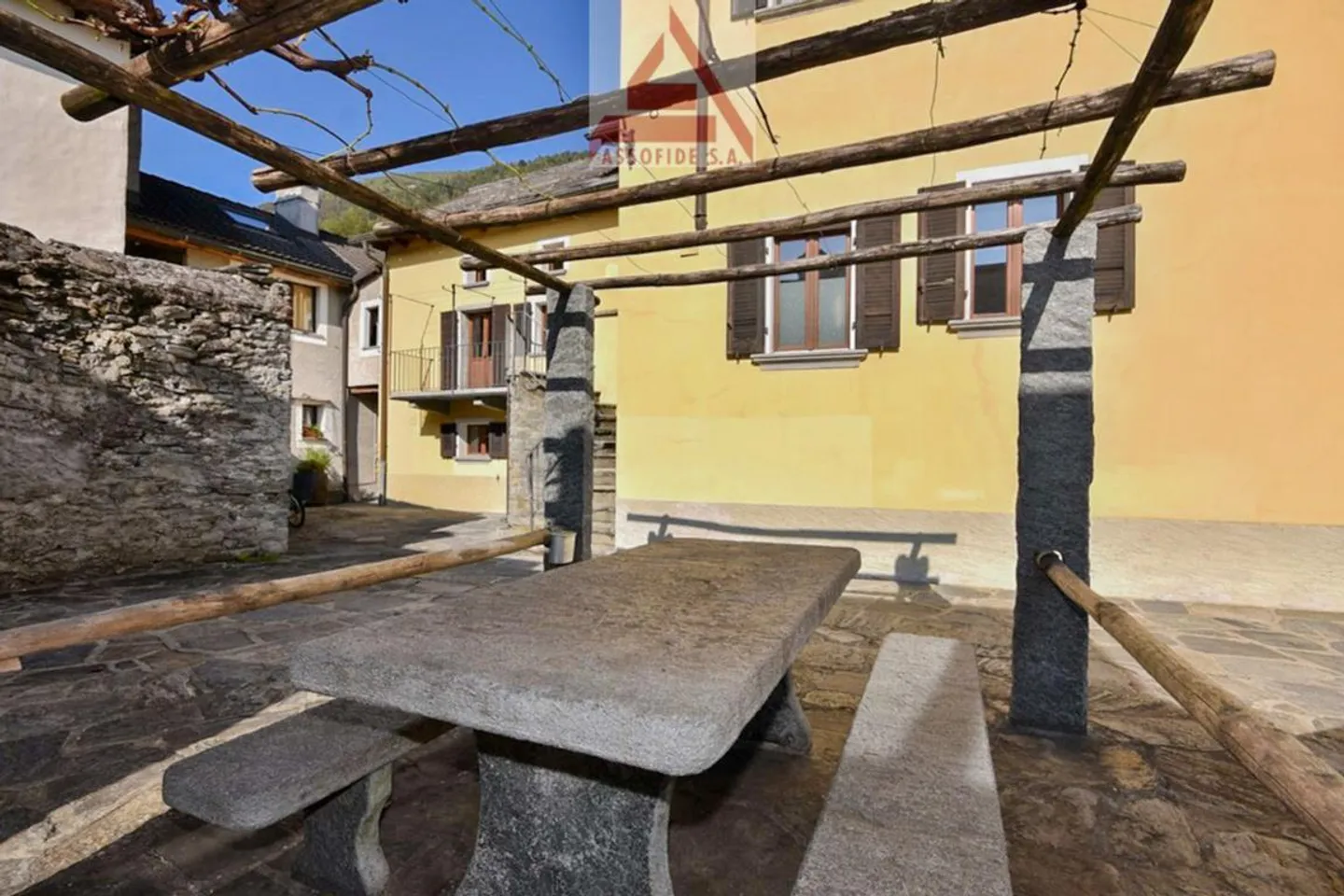 Wohnung in einem Tessinerhaus /Appartamento in una casa ticine - Foto 6 von 6