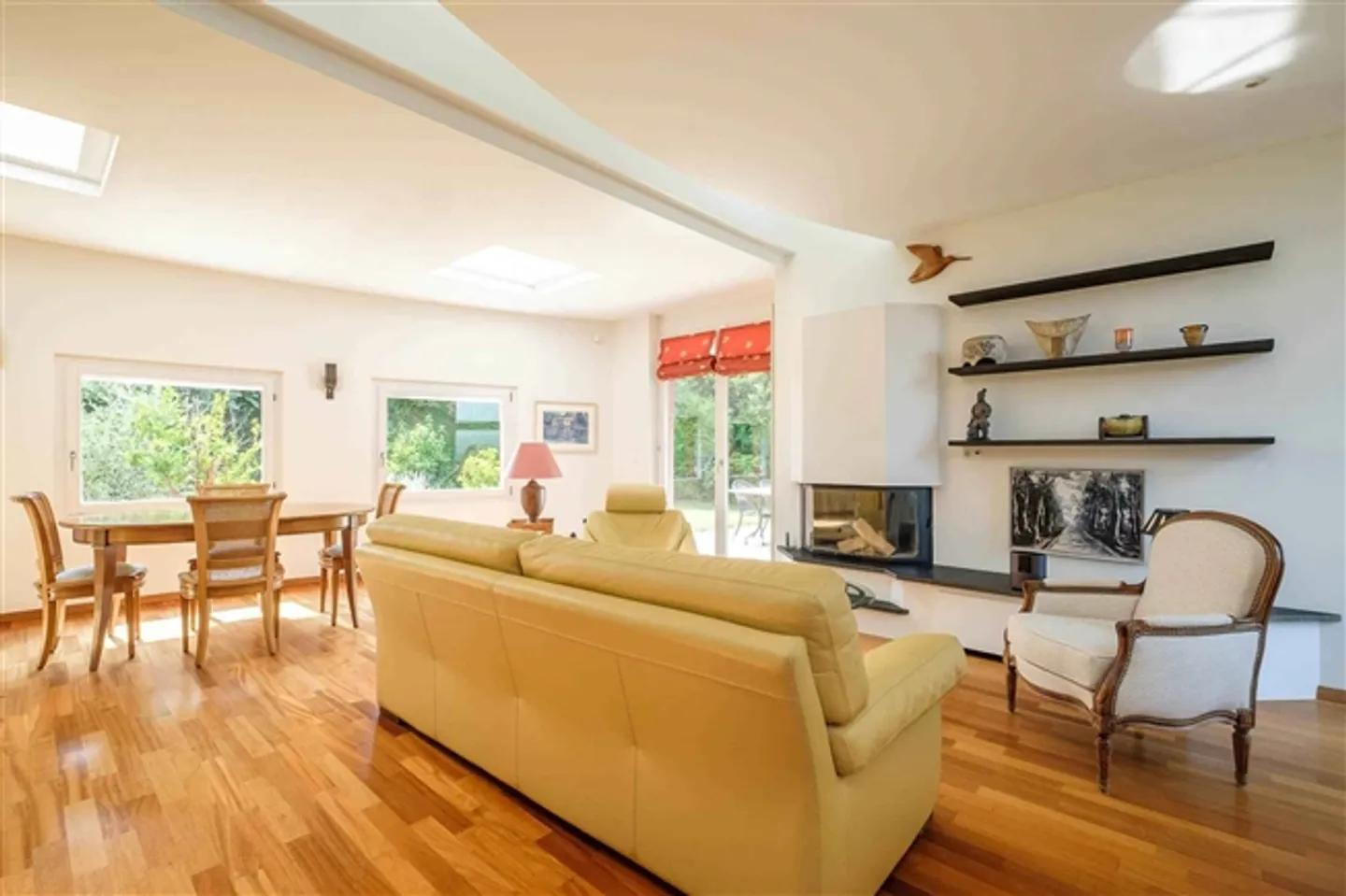 «Exklusiv Schöne freistehende Villa in absoluter Ruhe» - Foto 2 von 13