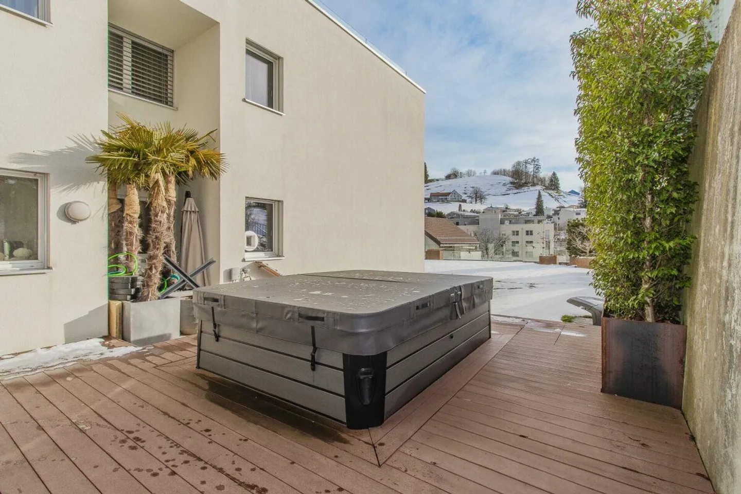 Premium Garden Apartment with Huge Outdoor Area and Impressive... - Photo 8 of 16