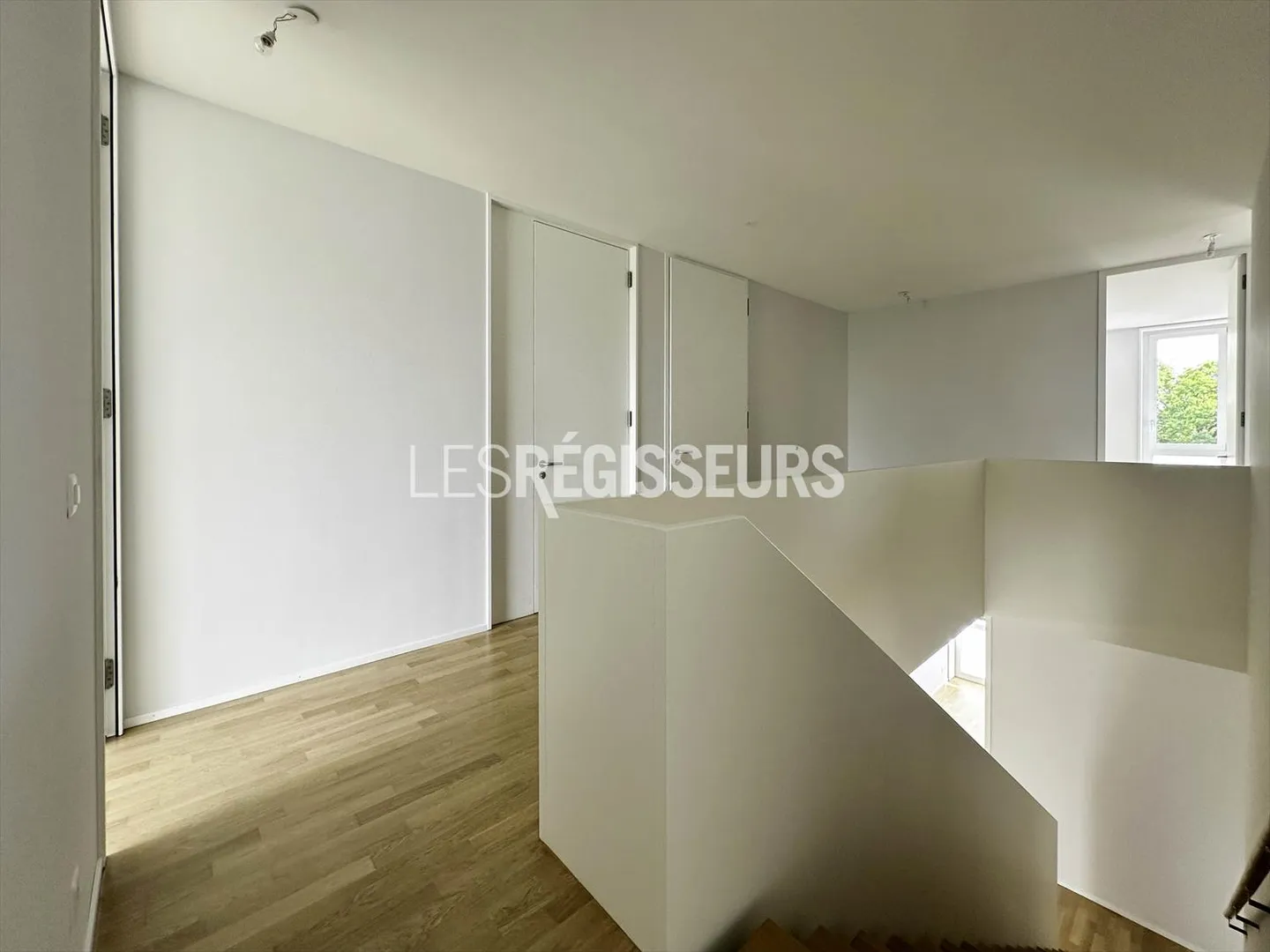 Appartamento 7.5 stanze - Foto 9 di 13