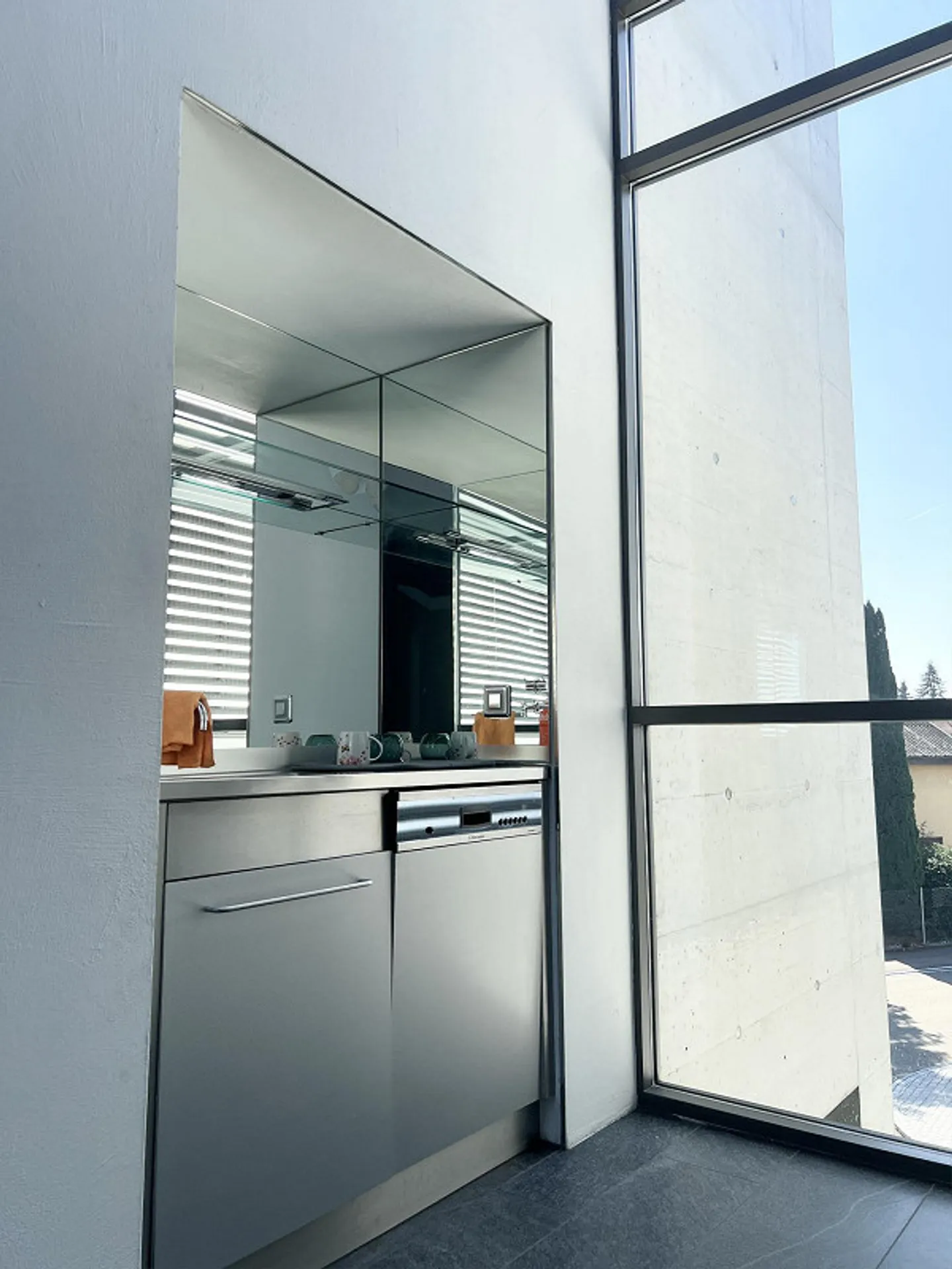Modern and bright office space for rent in Hunzenschwil - Photo 6 of 6